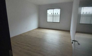 Sewa rumah golf island PIK 8x20 Palm Full Bangunan Pantai Indah Kapuk