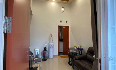Dijual Cepat Rumah Siap Huni, Full Furnish di Mutiara Gading 2 - MKS