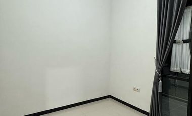 Rumah 2 Lantai Ready Siap Huni dekat Kampus Malang