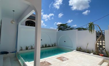 Ready New Villa bergaya Mediteranian ala Santorini di Cluster Elit