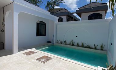 Ready New Villa bergaya Mediteranian ala Santorini di Cluster Elit