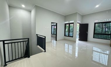 Rumah Townhouse Cukup Booking 3 Juta Lokasi 7 Menit Tol Jatikarya