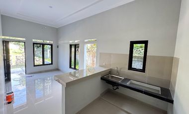 Rumah Townhouse Cukup Booking 3 Juta Lokasi 7 Menit Tol Jatikarya