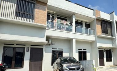 Rumah Townhouse Cukup Booking 3 Juta Lokasi 7 Menit Tol Jatikarya