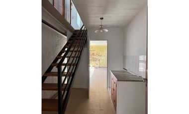 MINA CLAVERO - CASA DE 4 DORMITORIOS- PARQUE Y PILETA