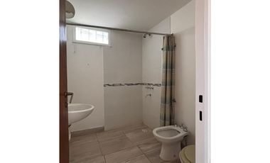 MINA CLAVERO - CASA DE 4 DORMITORIOS- PARQUE Y PILETA