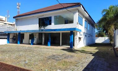 Ruang usaha kantor jl Slamet Riyadi solo dijual cepat