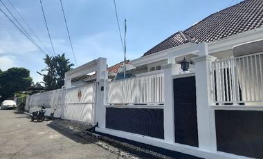 Dijual Guest House dekat GOR Padjajaran ,  langsung panen