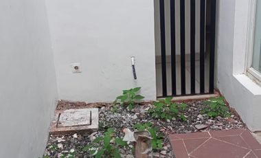 Rumah 2 lantai dekat stasiun jurang mangu