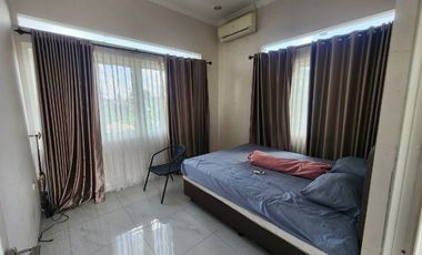 Rumah Mewah Paulan Colomadu Semi Furnish dan Kolam Renang (ED)