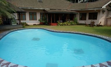 Rumah Halaman Luas di Pejaten Raya Jaksel