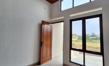 Rumah Dijual Cluster  Bakti Jaya KPR strategis nego