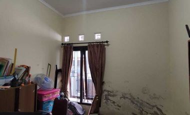 Rumah siap huni area jl. Kabupten Trihanggo dlm ringroad