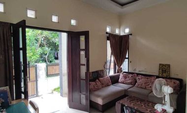 Rumah siap huni area jl. Kabupten Trihanggo dlm ringroad
