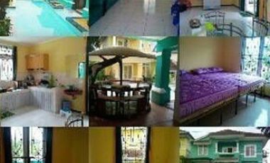 Villa + Kolam Renang