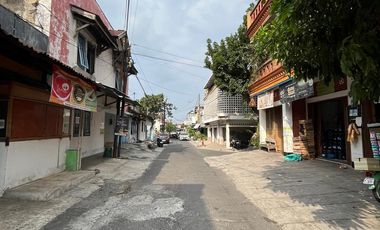 RUANG USAHA BESERTA USAHANYA DAN TEMPAT TINGGAL STRATEGIS DI CONCAT