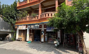 RUANG USAHA BESERTA USAHANYA DAN TEMPAT TINGGAL STRATEGIS DI CONCAT