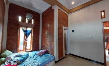 RUANG USAHA BESERTA USAHANYA DAN TEMPAT TINGGAL STRATEGIS DI CONCAT