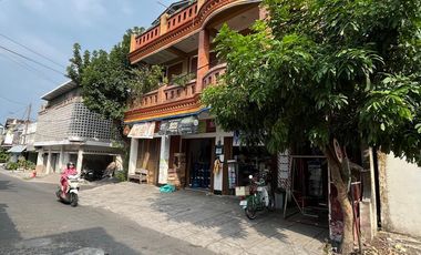 RUANG USAHA BESERTA USAHANYA DAN TEMPAT TINGGAL STRATEGIS DI CONCAT