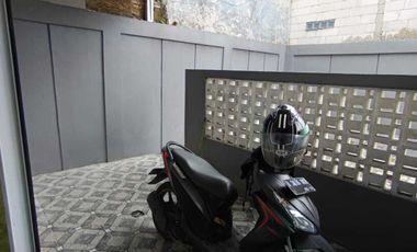 Disewakan rumah 2 lantai lokasi dekat stasiun Lrt ciracas dan mabes