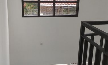 Dijual Rumah Dekat Tol Desari Sawangan - Stasiun KRL Depok Baru, Depok