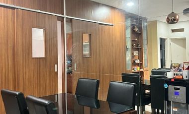 DISEWAKAN RUMAH SIAP HUNI 2 LANTAI DI RAFLESS HILL CIBUBUR