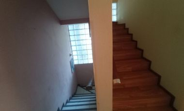 Dijual Cepat Murah Rumah LUX 3 Lantai Di Komplek Elite Setra Duta