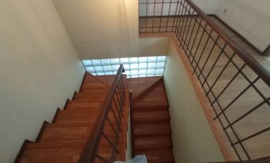 Dijual Cepat Murah Rumah LUX 3 Lantai Di Komplek Elite Setra Duta