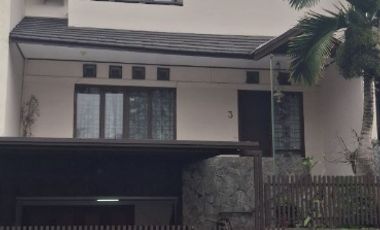 Dijual Cepat Murah Rumah LUX 3 Lantai Di Komplek Elite Setra Duta
