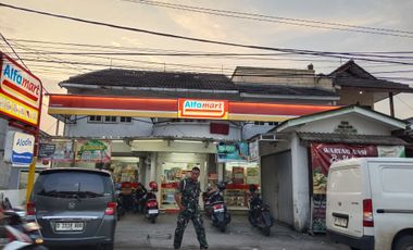 Dijual rumah Mesin Uang di pinggir jalan , dekat Galaxi, Bekasi