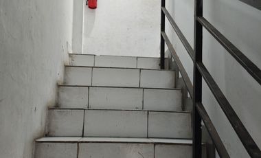 Dijual rumah Mesin Uang di pinggir jalan , dekat Galaxi, Bekasi