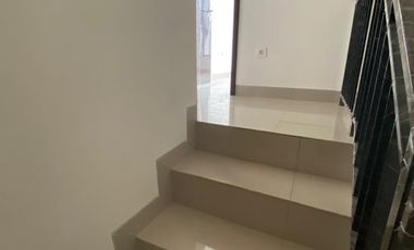 SEWA RUMAH PIK 2 MILENIAL UKURAN 6X10 CLUSTER BAGUS 2 LANTAI MURAH