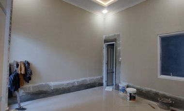 Rumah Baru Mewah Modern Hook Strategis di Karangasem Solo