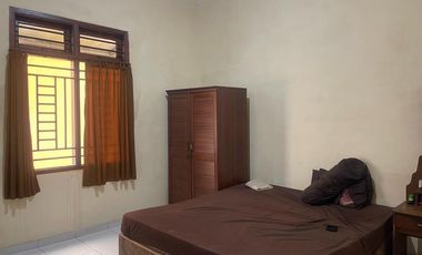 Rumah Hook Luas di Banyuanyar, Kawasan Elit Solo