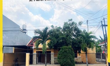 Rumah Hook Luas di Banyuanyar, Kawasan Elit Solo