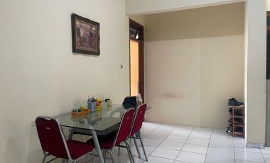 Rumah Hook Luas di Banyuanyar, Kawasan Elit Solo