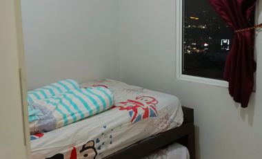 Apartemen 2 br full furnish view danau di springlake bekasi