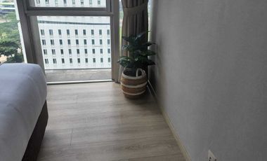 super mewah apartemen saumata full furnish dekat Binus Alam sutera