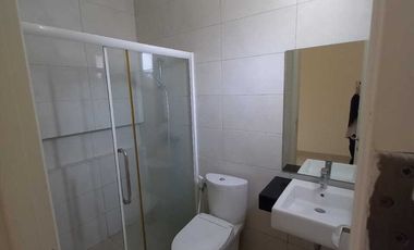 Disewakan Rumah Green Lake City di Cluster Europe uk.10x20m Siap Huni