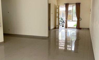 Disewakan Rumah Siap Huni & Elit Cluster Adara Harapan Indah Bekasi