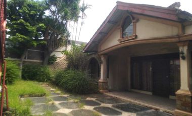Rumah disewakan pinggir jalan raya Bogor Baru