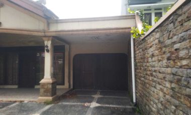 Rumah disewakan pinggir jalan raya Bogor Baru