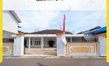 Rumah Klasik di Jaten, Dekat Palur, Dekat Jl. Dempo