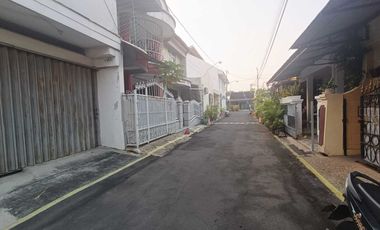 Dijual Rumah 2 Lantai 4KT di Grogol, Dekat Solo Baru