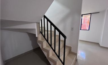 Se arrienda bonita casa en Villas de Altagracia en Jamundí