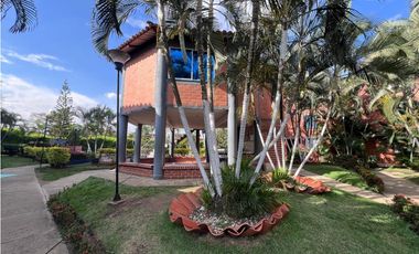 Se arrienda bonita casa en Villas de Altagracia en Jamundí