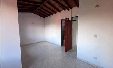 Se arrienda bonita casa en Villas de Altagracia en Jamundí