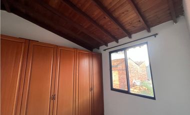 Se arrienda bonita casa en Villas de Altagracia en Jamundí