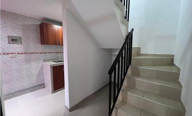Se arrienda bonita casa en Villas de Altagracia en Jamundí