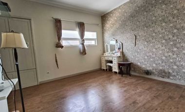 Rumah Tengah Kota Daerah Srimahi 2 lantai Minimalis